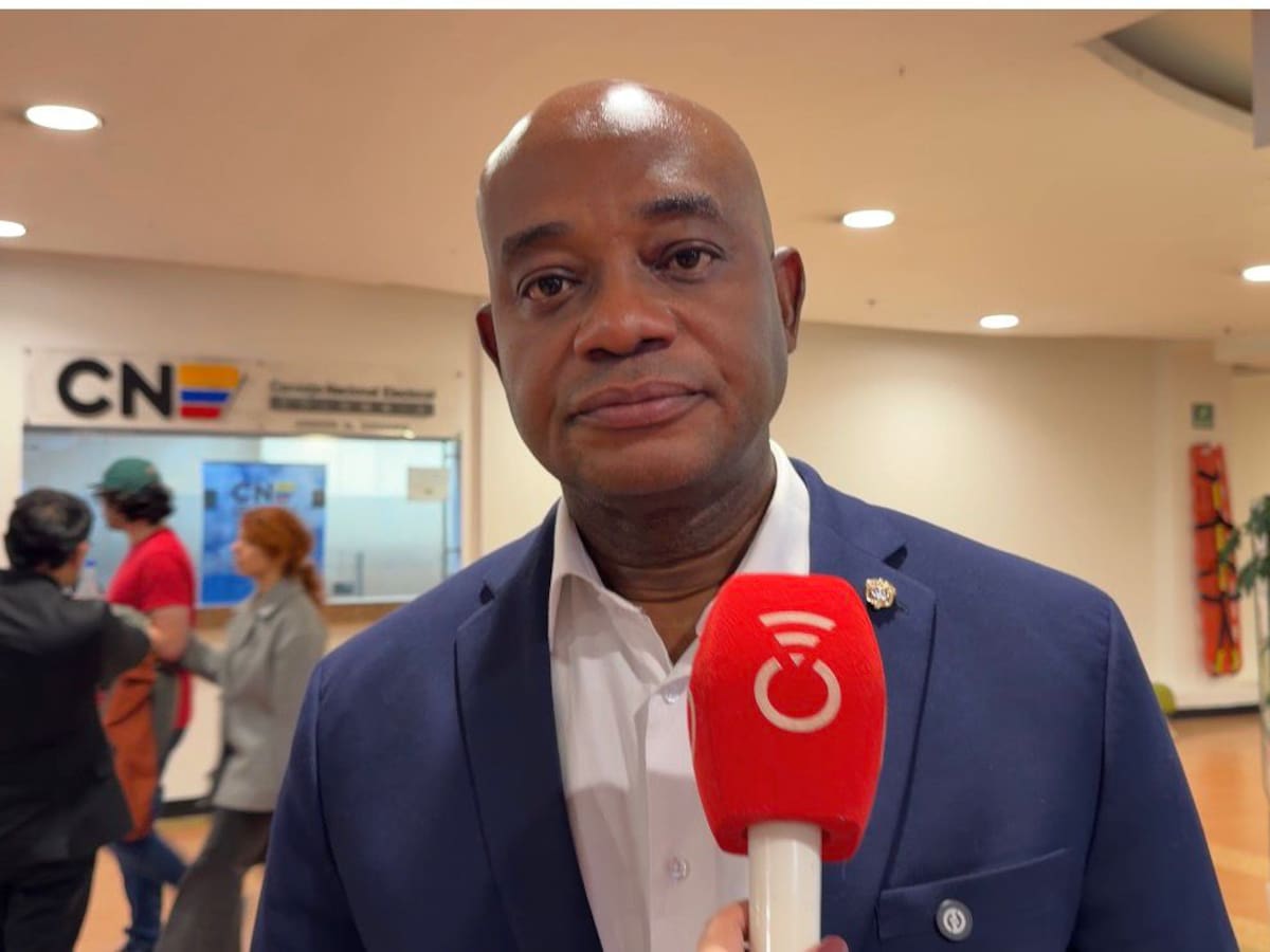 Luis Gilberto Murillo radicó queja ante CNE por exclusión de candidatos para debates presidenciales