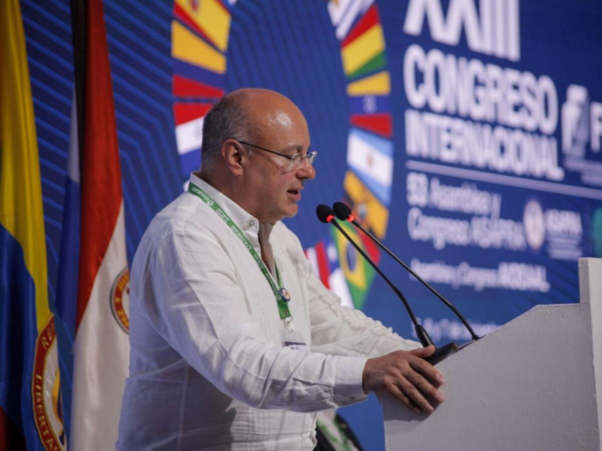 Empresarios de carga y logística reunidos en Cartagena