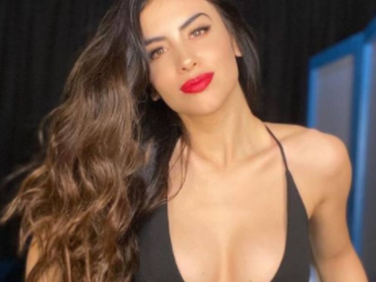 El sensual video de Jessica Cediel, acostada y con muy poca ropa