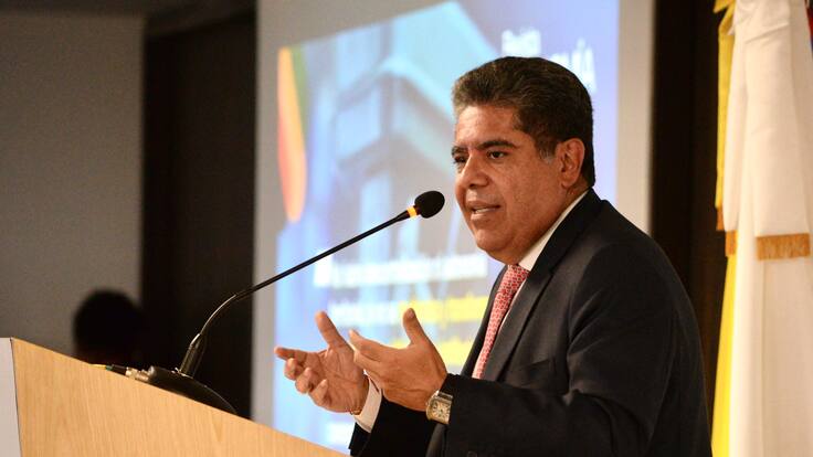 La falta de recursos ha impedido la implementación de los Acuerdos de Paz: Contralor