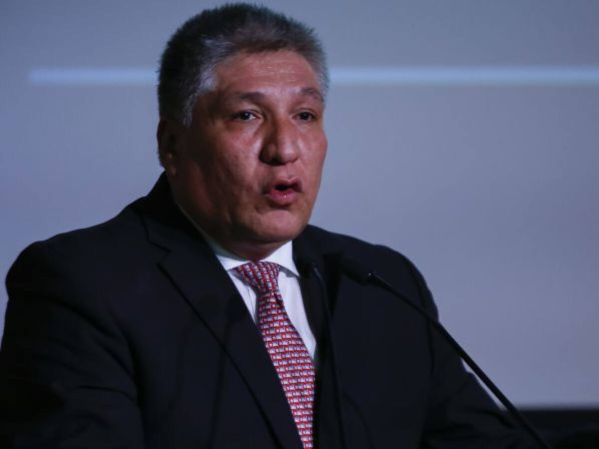 Sigifredo López acudirá a Comisión de la Verdad tras decisión sobre Zamora