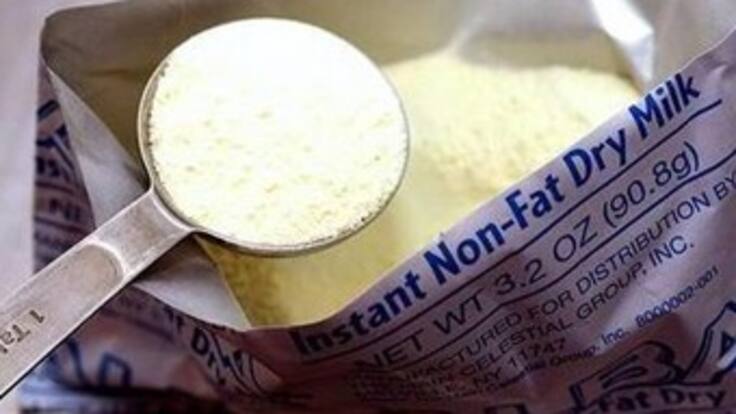 Invima revisa registros sanitarios de leche en polvo que se vende en almacenes de cadena