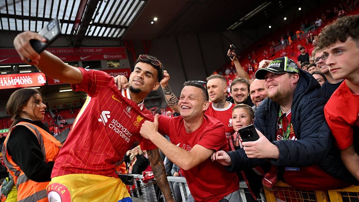 Hinchas del Liverpool despiden a Luis Díaz en medio de agradecimientos: “Lo diste todo”