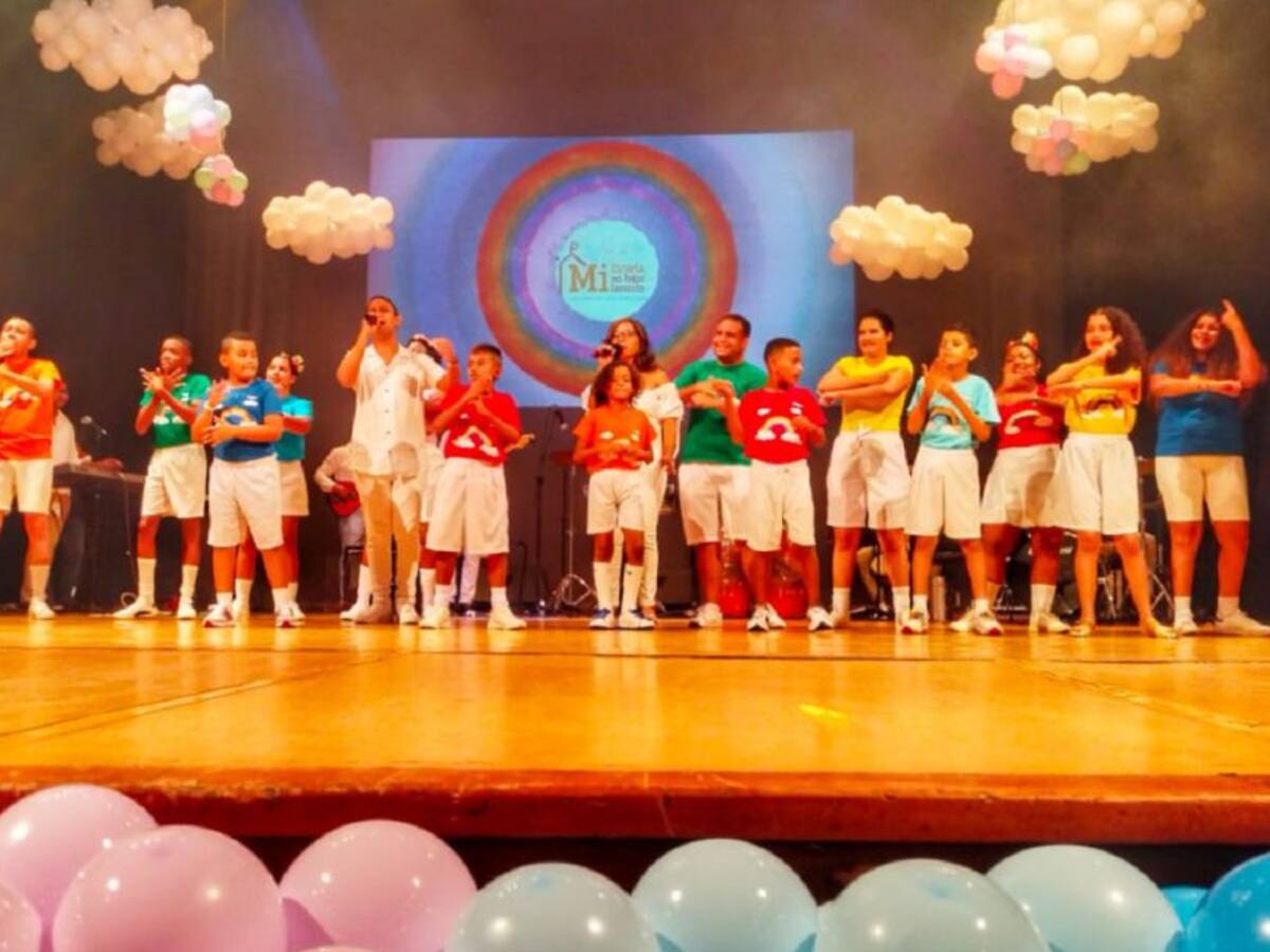 Escuela pública en Cartagena cerró el año con muestra cultural y artística