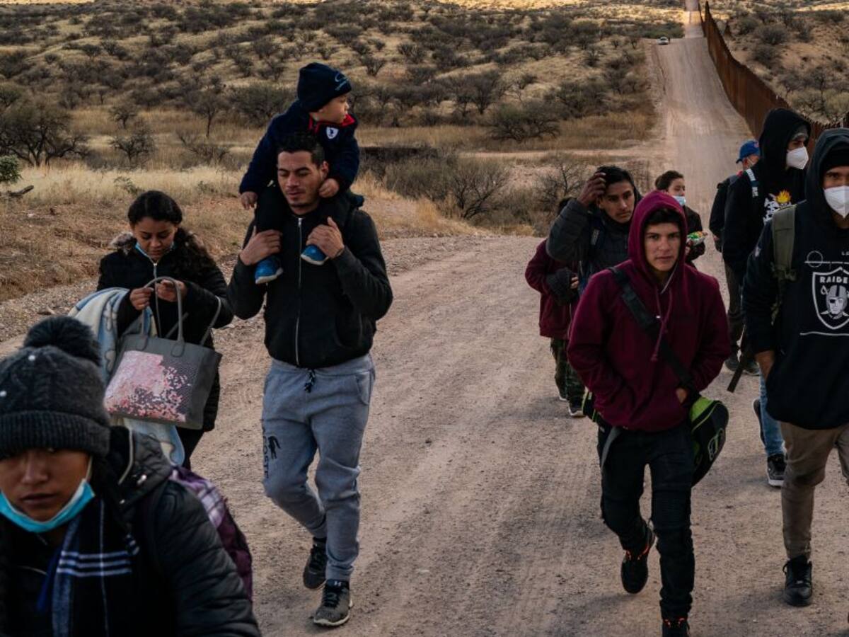 EE.UU. elimina orden que permite expulsar migrantes durante pandemia