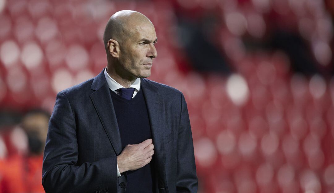 Zidane: “Cómo voy a decir a mis jugadores que me voy ahora, es mentira”