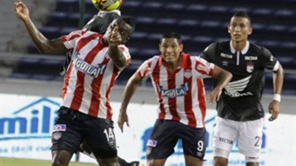 Junior derrotó a Santa Fe y se adueñó del tercer lugar de la tabla