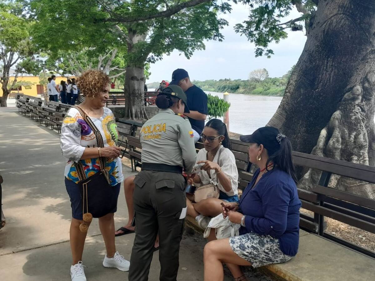 23 policías de turismo brindan protección a visitantes en Bolívar durante Semana Santa