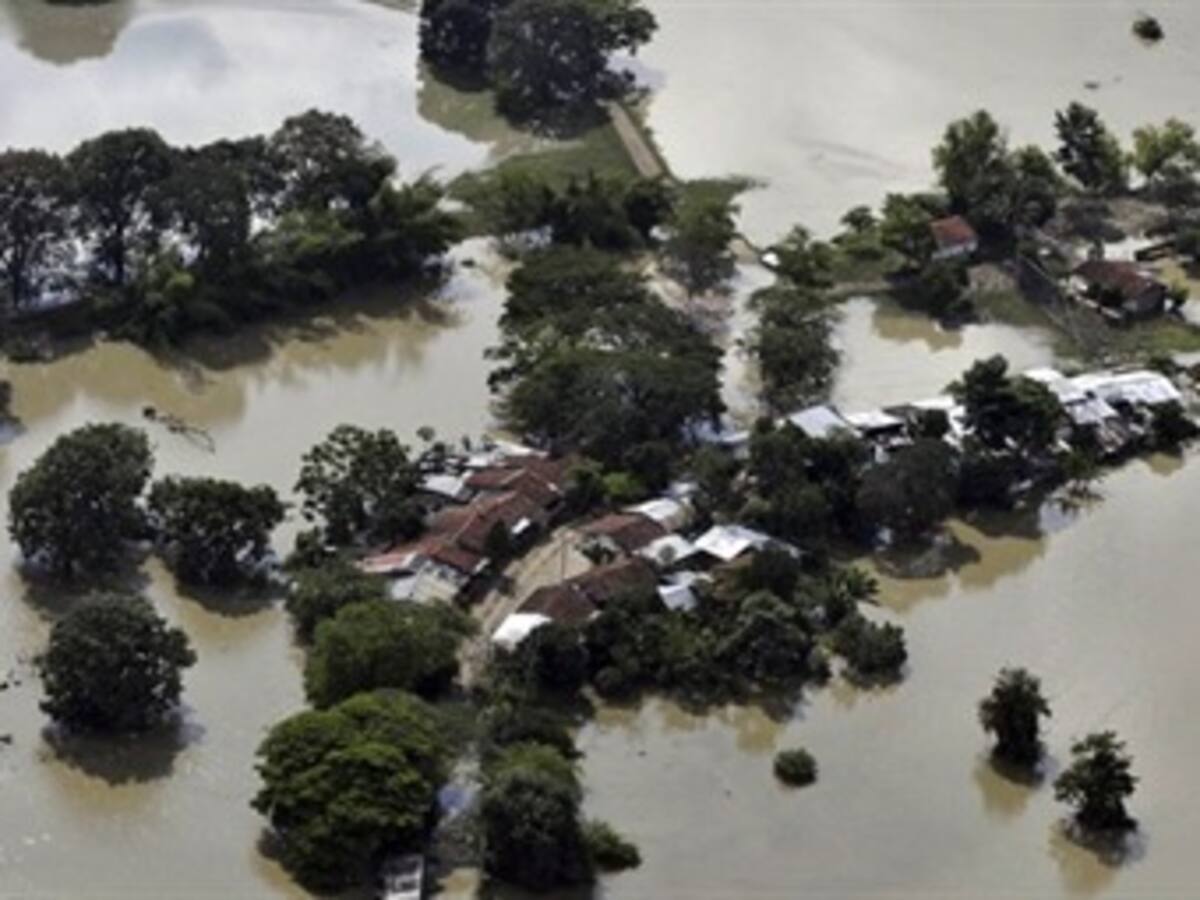 Ordenan evacuación de cinco mil estudiantes de la Universidad de Pamplona por inundaciones
