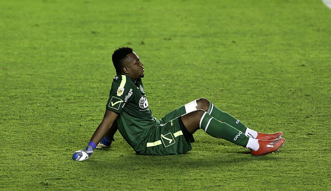 Iván Arboleda, figura de Banfield ante Gimnasia y Esgrima La Plata.