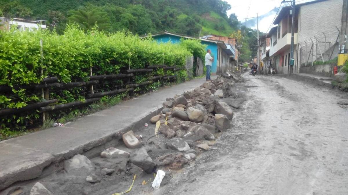 Caracol Radio está en el municipio antioqueño, donde una avalancha acabó con la vida de cerca de 63 personas y dejó damnificadas a 333.