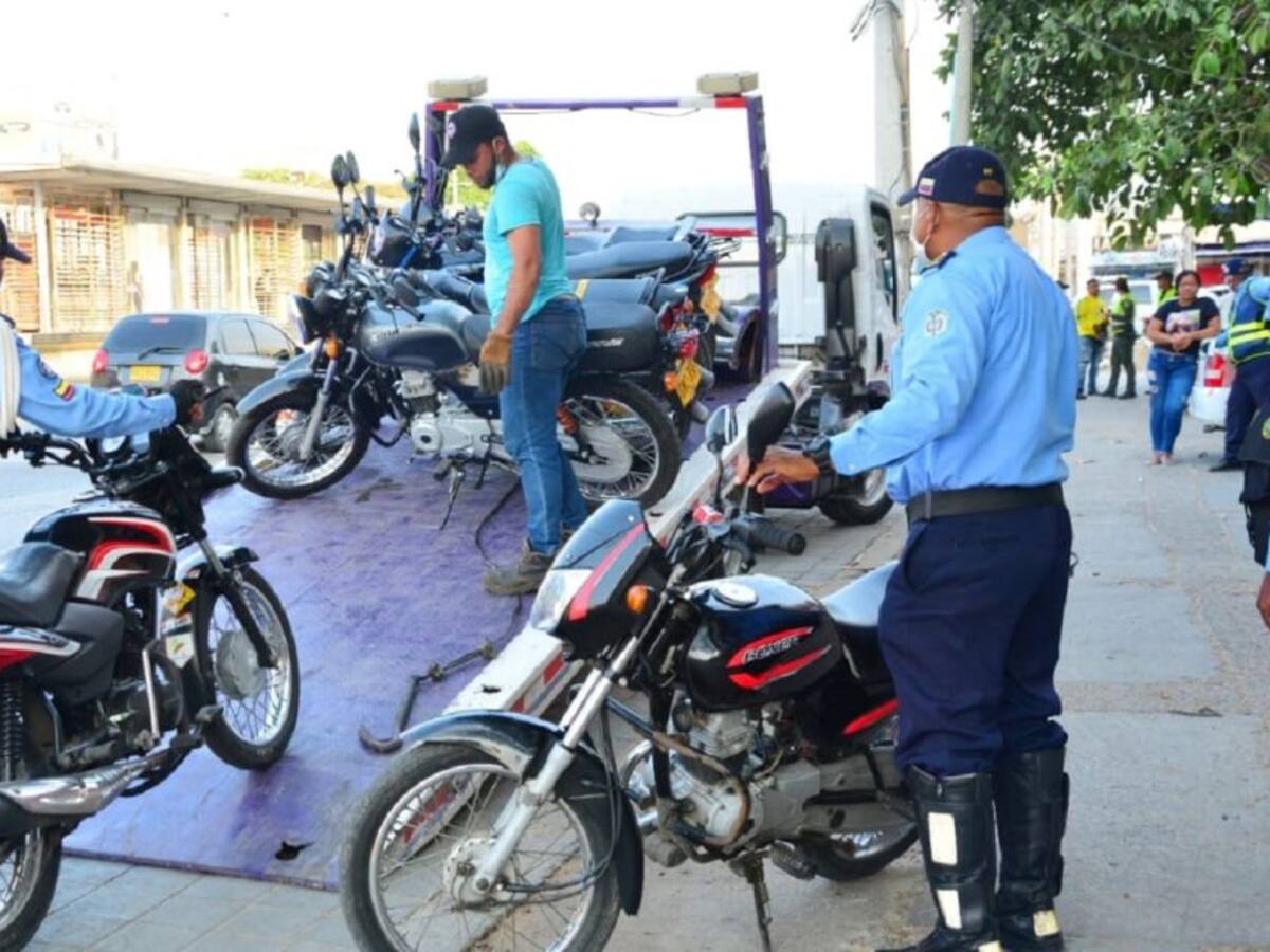 En Cartagena este viernes sólo circularán motociclistas exentos en decreto