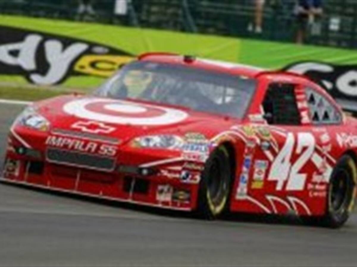 Juan Pablo Montoya mantiene un discreto rendimiento en la Nascar Sprint