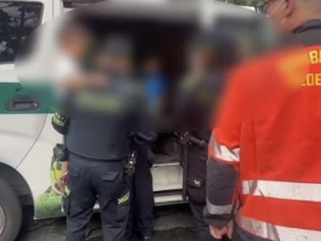 Menores abandonados en una vivienda de Medellín. Foto: Alcaldía de Medellín.