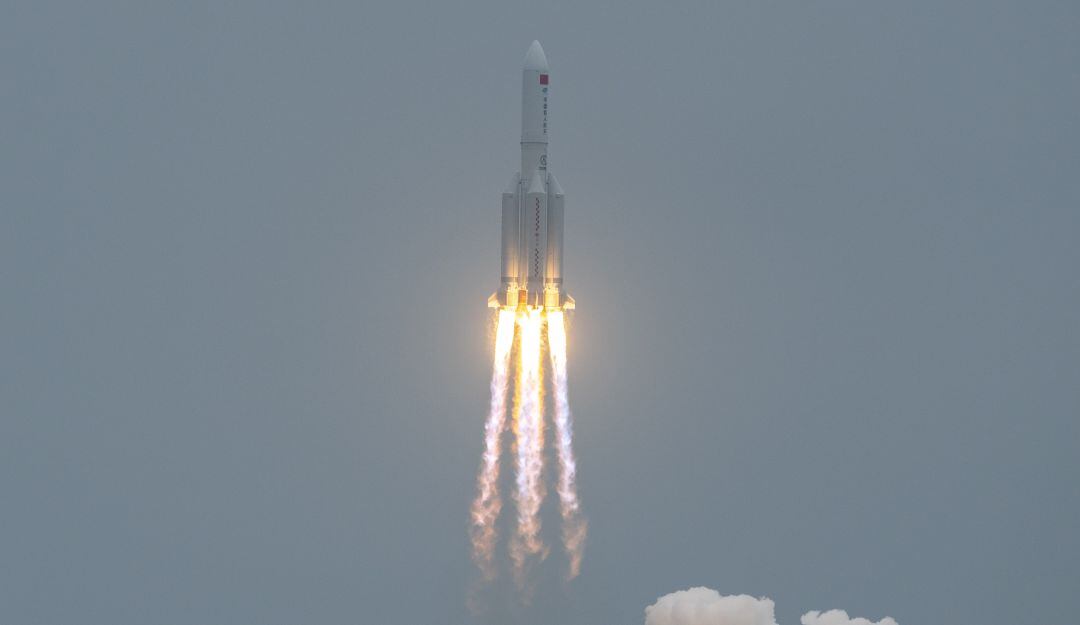 Cohete chino fuera de control