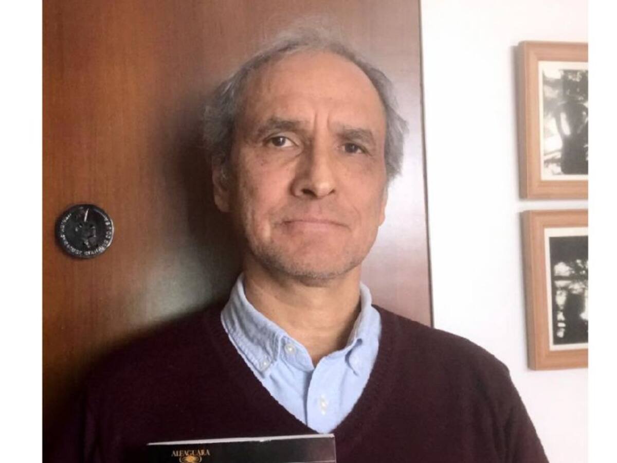 Premio Nacional de Novela 2020 para Aves inmóviles de Julio Paredes