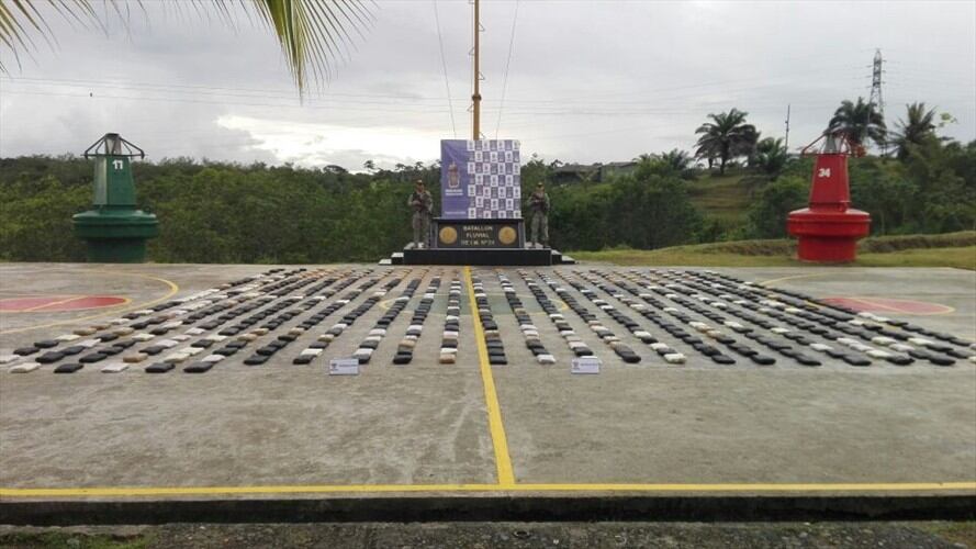 Armada incauta cerca de 400 kilos de marihuana en el Pacífico. Foto: Armada Nacional