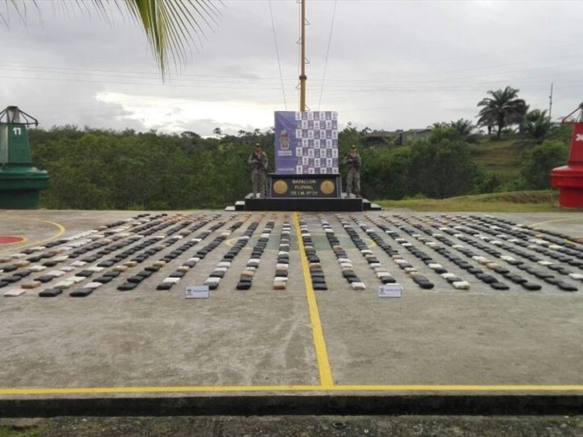 Armada incauta cerca de 400 kilos de marihuana en el Pacífico