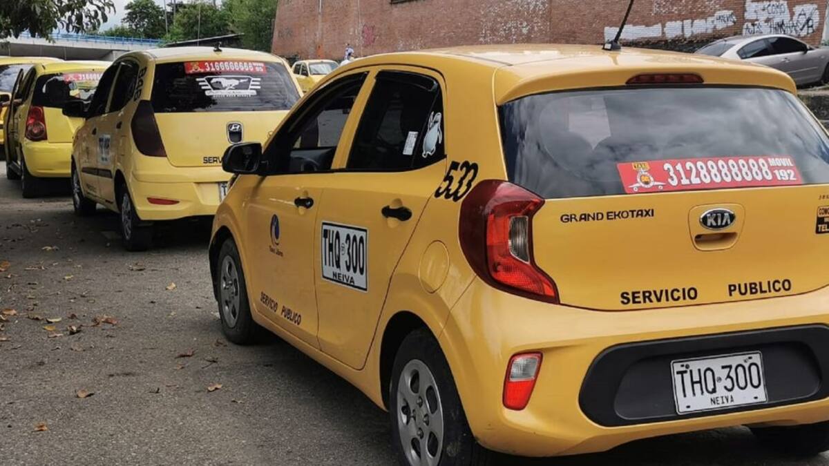 Más de dos mil vehículos de servicio publico tipo taxi no circularan hoy en Neiva