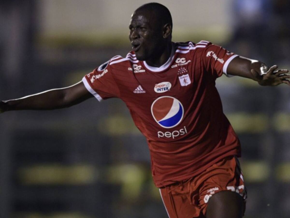 Los hinchas se preocupan más por criticar en Internet que acompañar: Borja