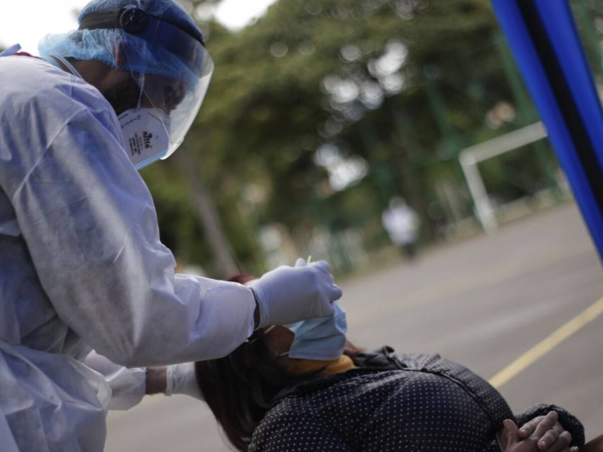 ¿Síntomas de COVID? Conozca los puntos para toma de pruebas PCR en Bogotá