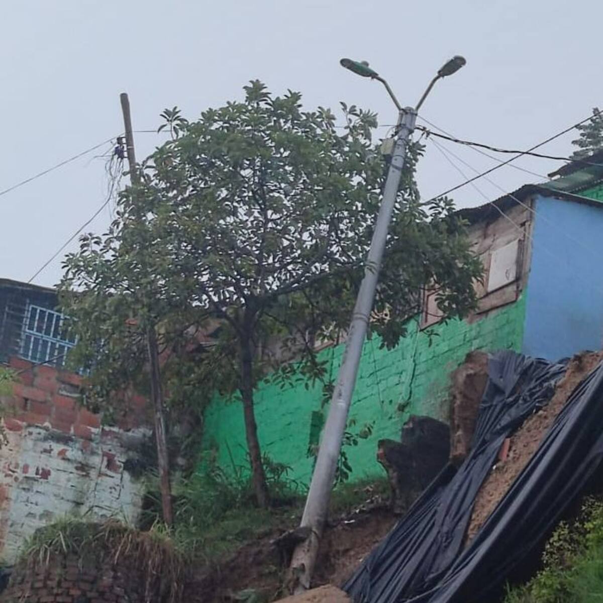 Cuatro viviendas fueron desalojadas en Bucaramanga por las lluvias