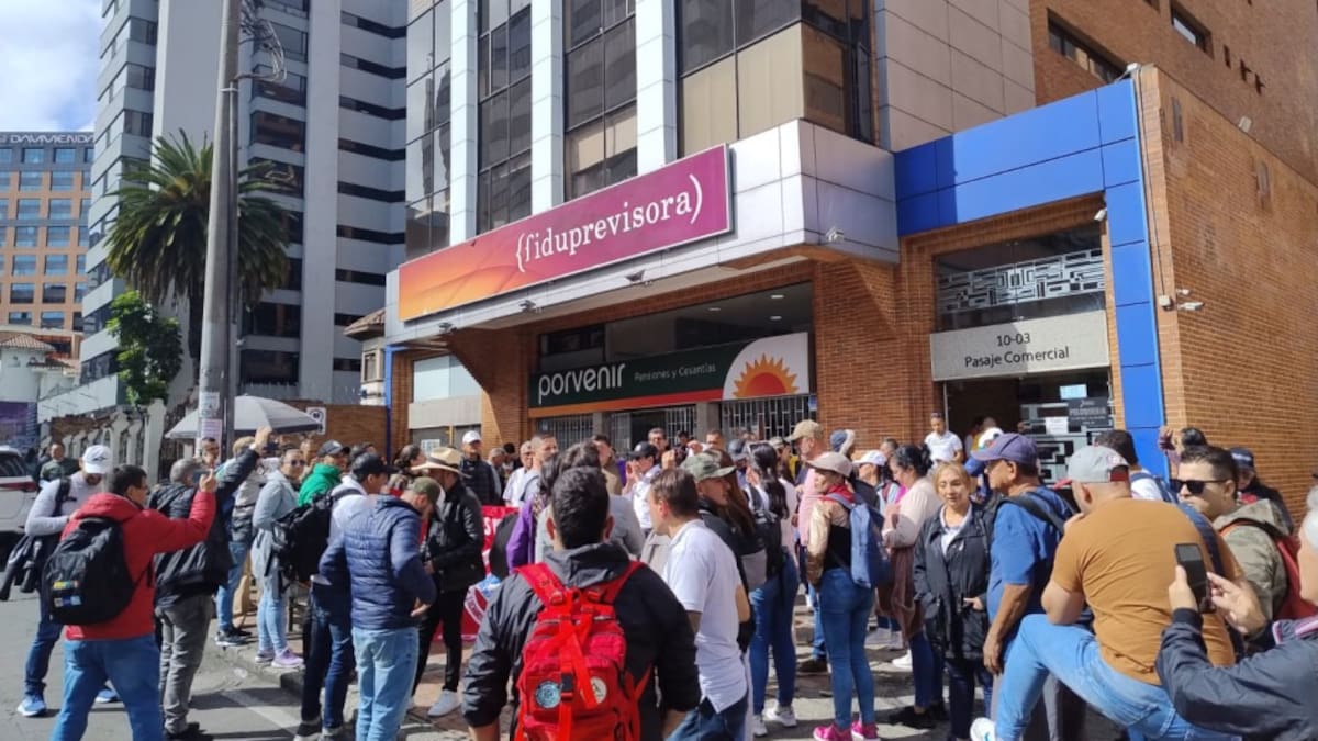 Suspenden servicios de salud y maestros en Caldas solicitaron a Fecode declarar un paro nacional