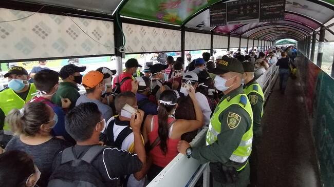 Se levanta pico y cédula para migrantes