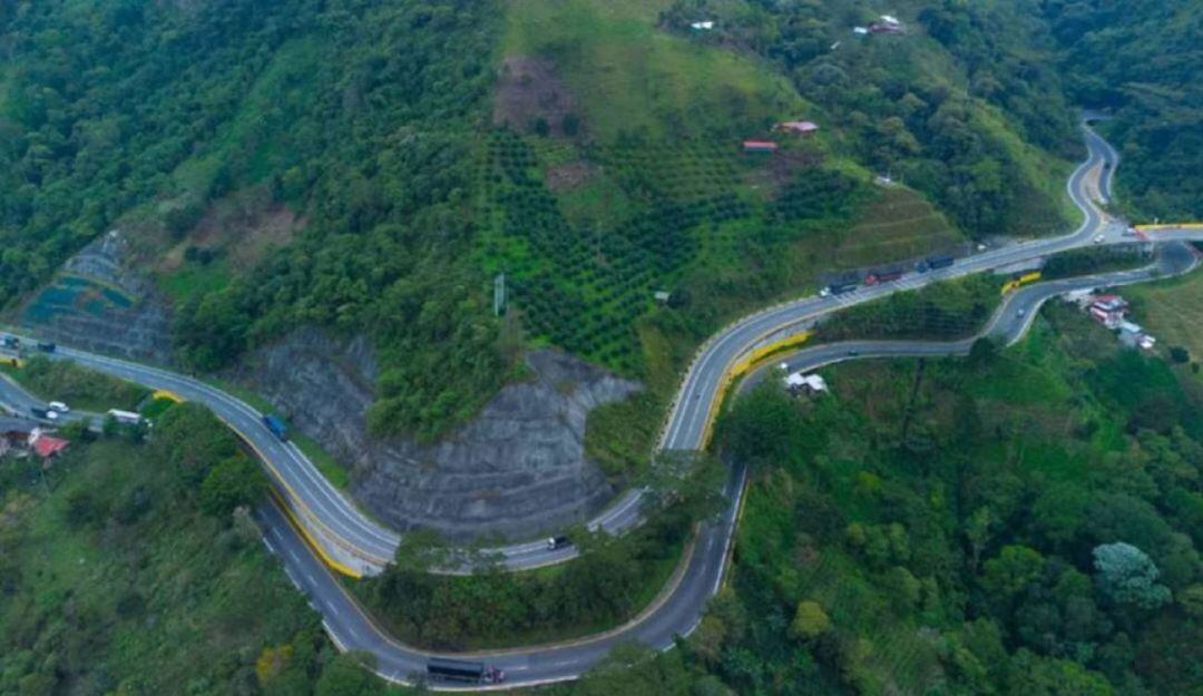 Corredor entre Calarcá y Cajamarca