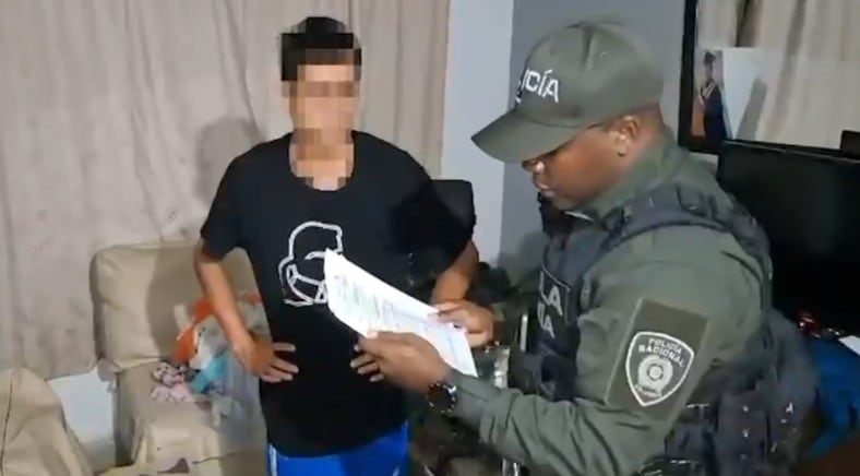 Entre los capturados figuran alias “Golu” o “Jordan”, “Dávilo”, “Tatiana” y “Messi”,  quienes coordinaban extorsiones y ataques terroristas.