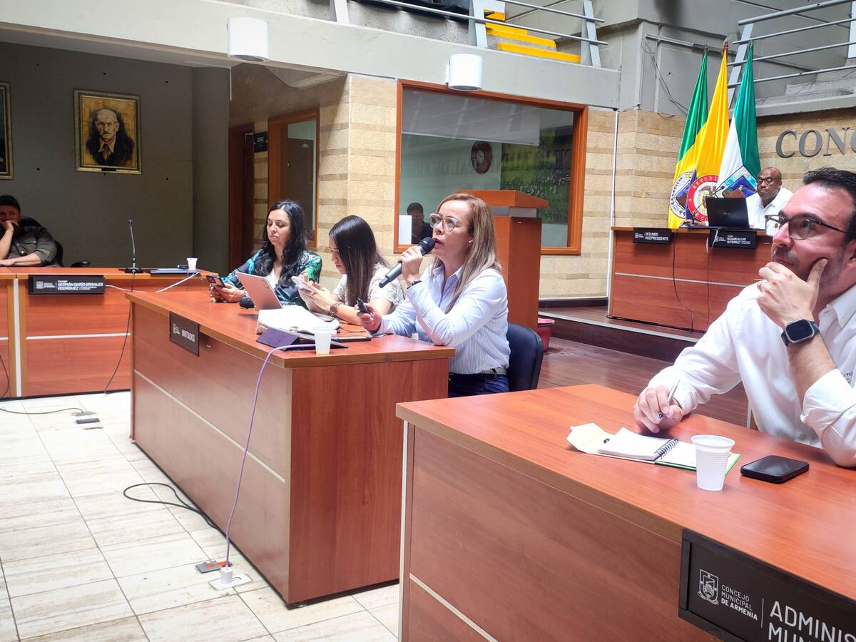 Doble calzada Calarcá- La Paila y vías para Armenia, temas de debate en el Concejo
