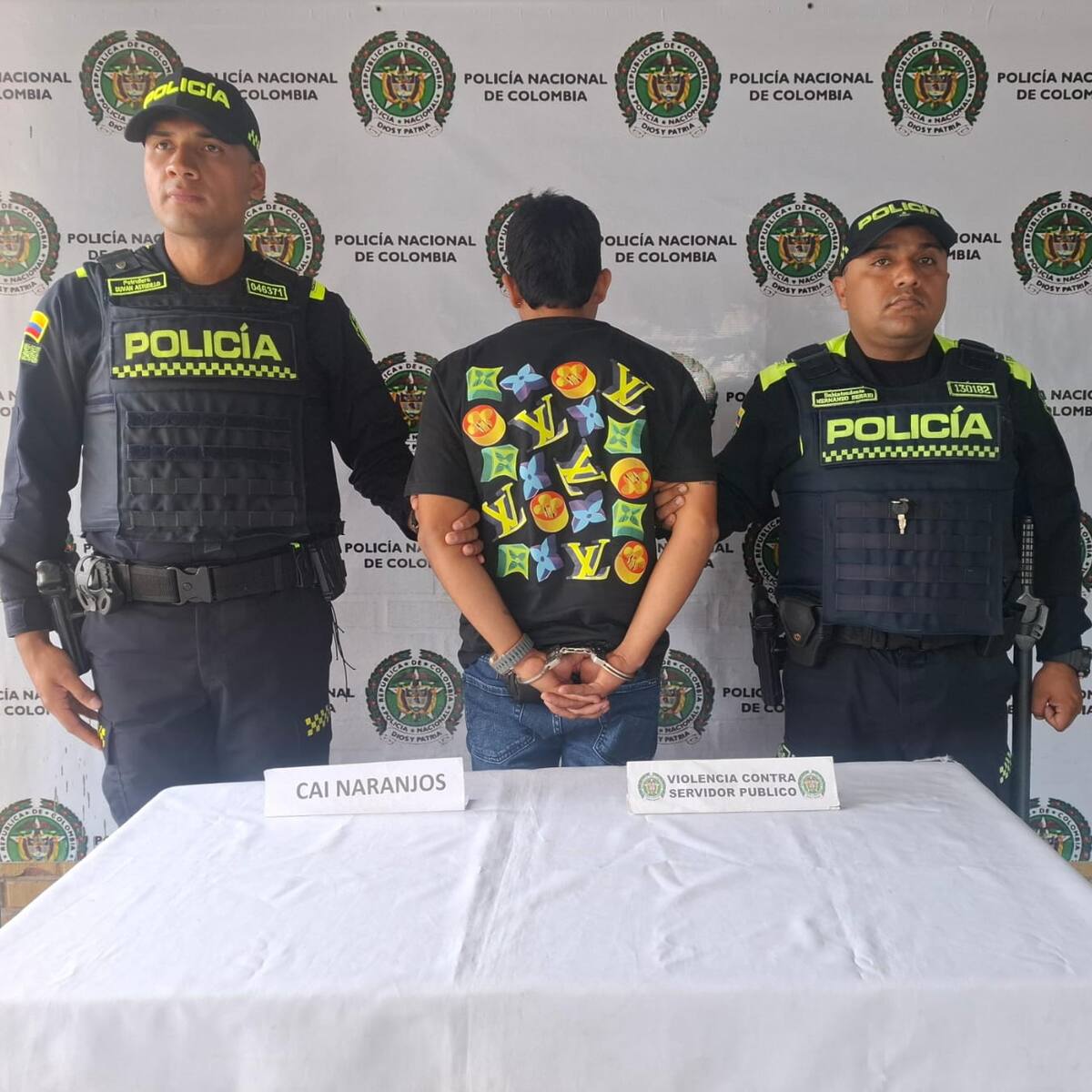 No hay derecho, en Armenia capturaron a un conductor que agredió a cuatro agentes de tránsito