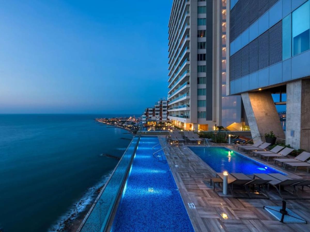 Hyatt inauguró su embotelladora de agua en Cartagena