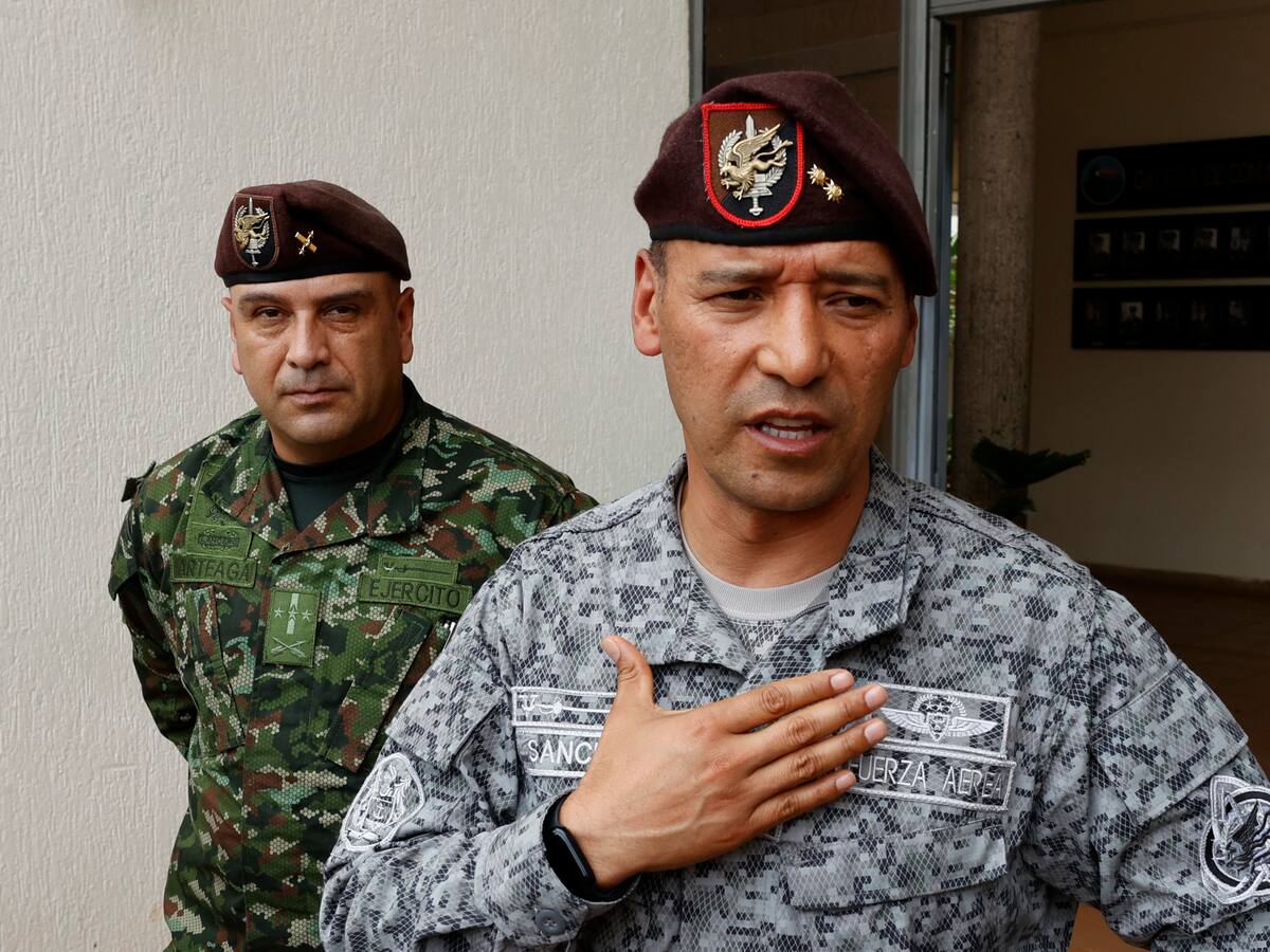 General Pedro Sánchez asumirá el Ministerio de Defensa como militar en retiro