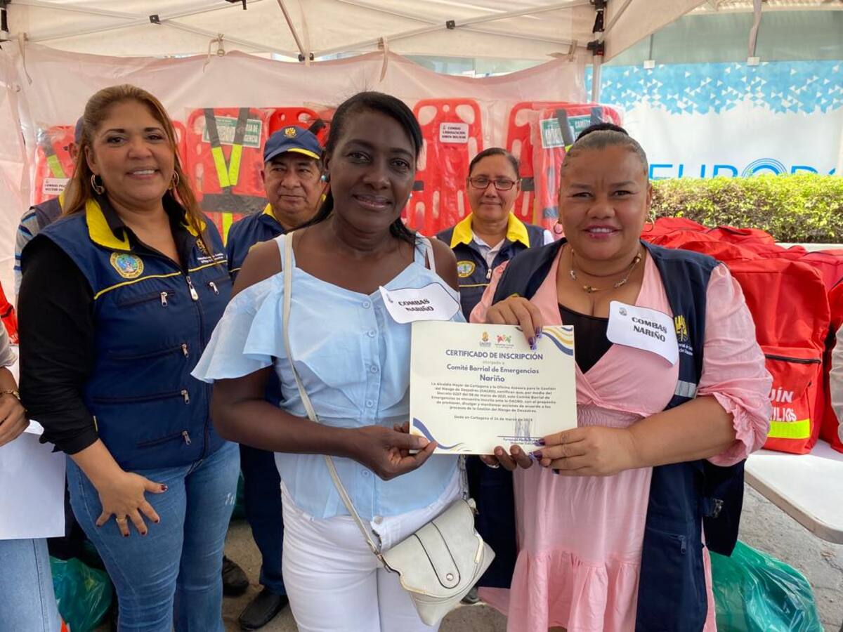 10 sectores de Cartagena graduaron a sus nuevos grupos COMBAS