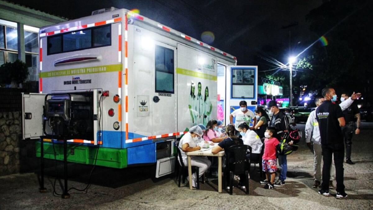 Bares amplían jornadas de vacunación con las autoridades sanitarias
