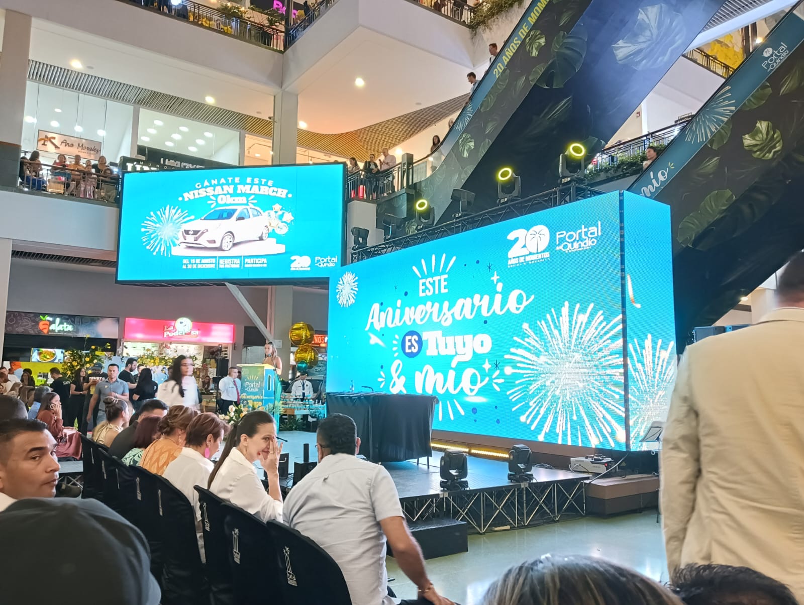 El Centro Comercial Portal del Quindío en Armenia, está cumpliendo 20 años. Foto: Adrián Trejos
