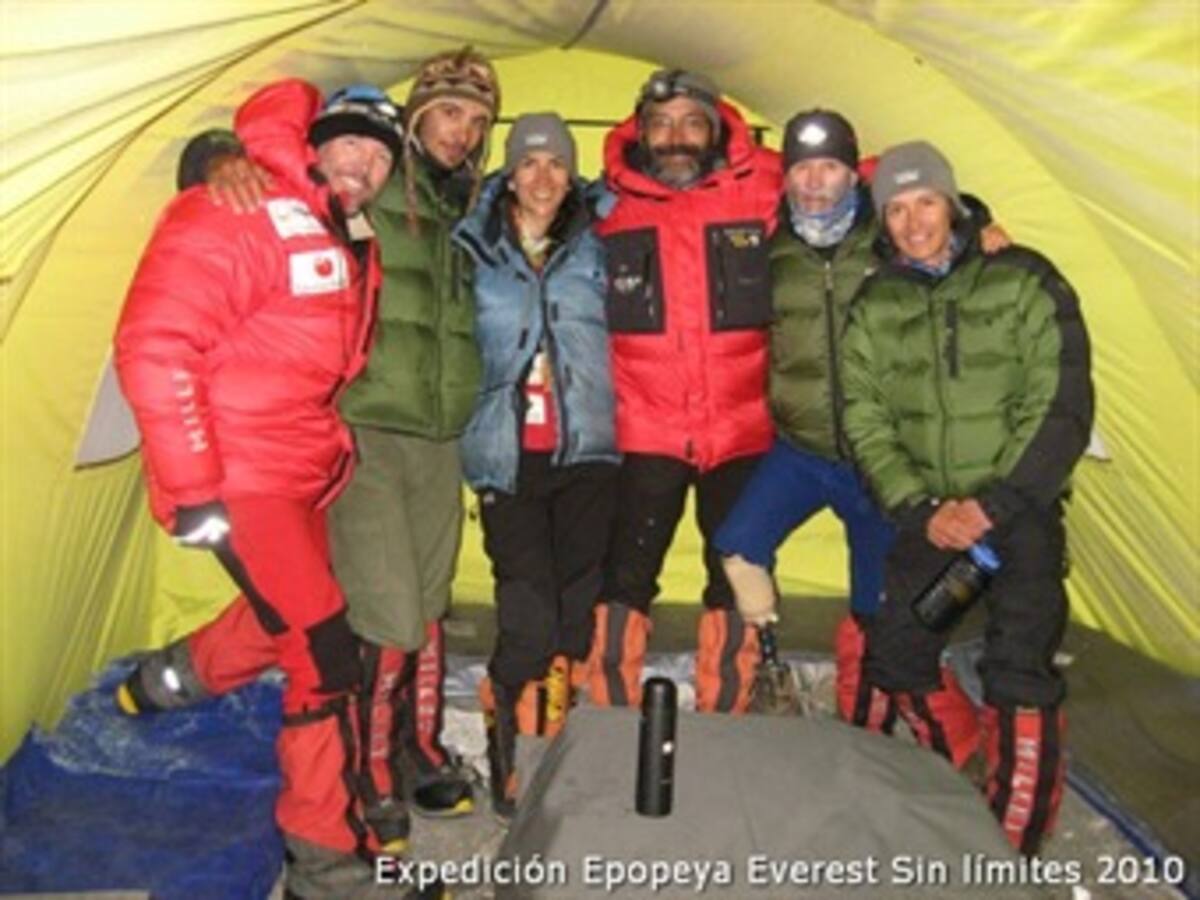 La Expedición colombiana en el Everest se encuentra en el campamento 3