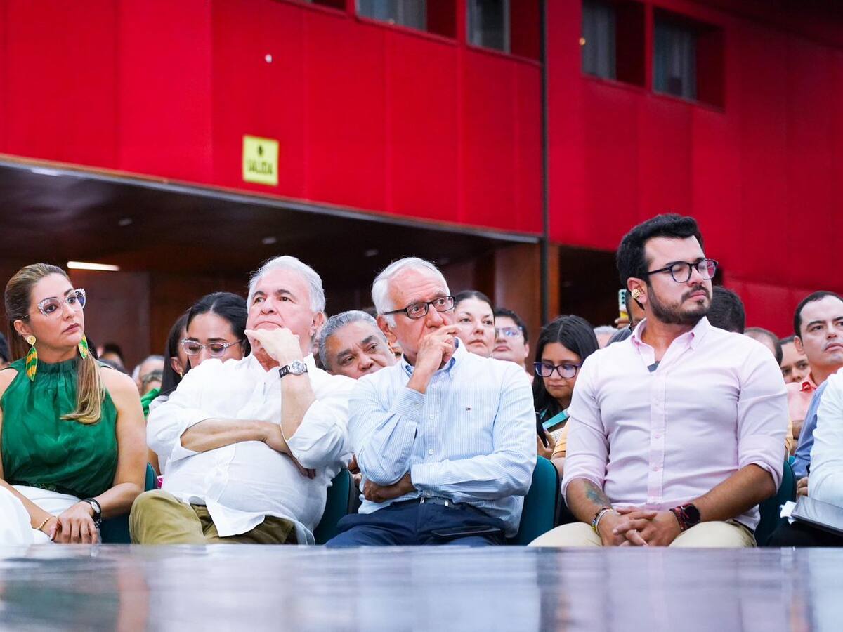 Gobernadora Matiz expuso realidad del sector salud del Tolima ante ministro Jaramillo