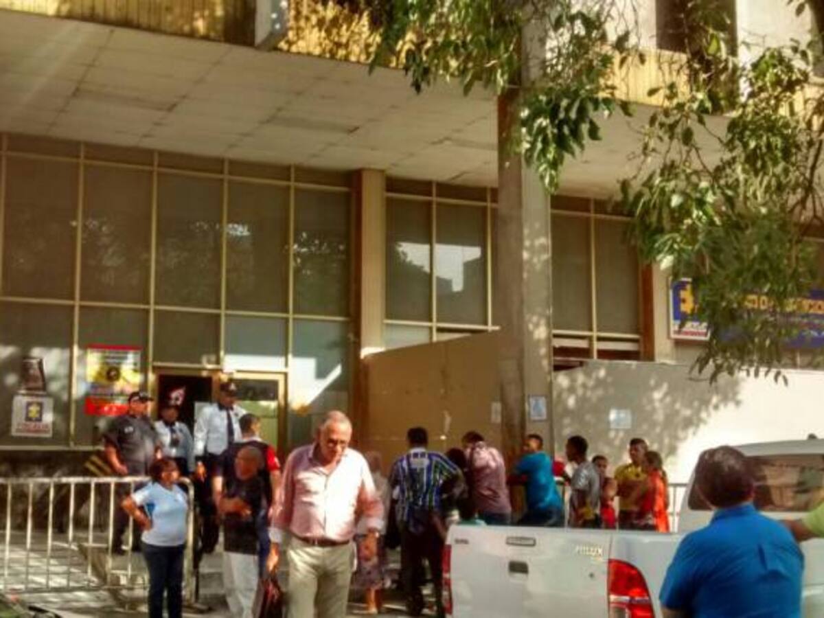 Parálisis en la URI de Barranquilla por falta de servicio de energía