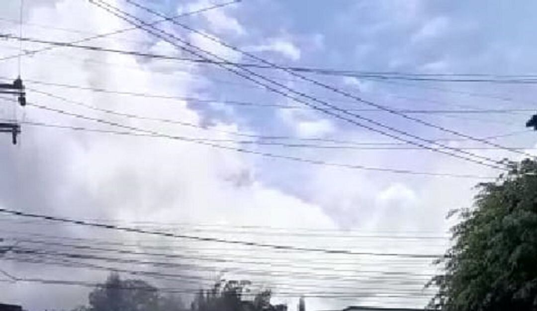 Motocicleta incinerada en el barrio la Francia Ibagué