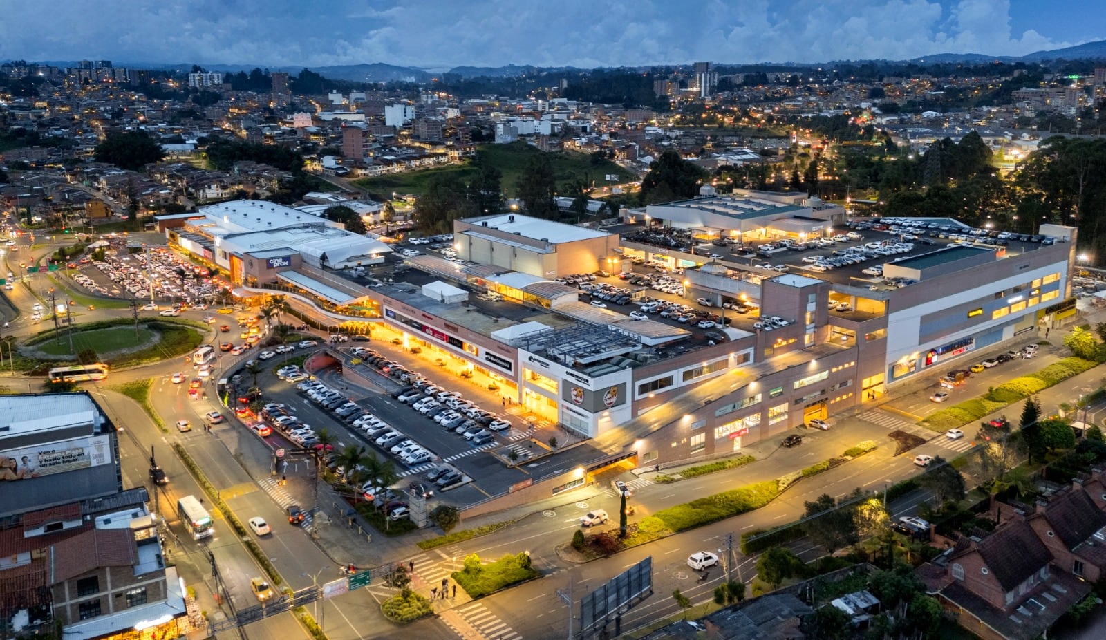 Centro Comercial San Nicolás, nominado a la categoría “A las Regiones” de la Noche de los Mejores 20. Foto: Centro Comercial San Nicolás.