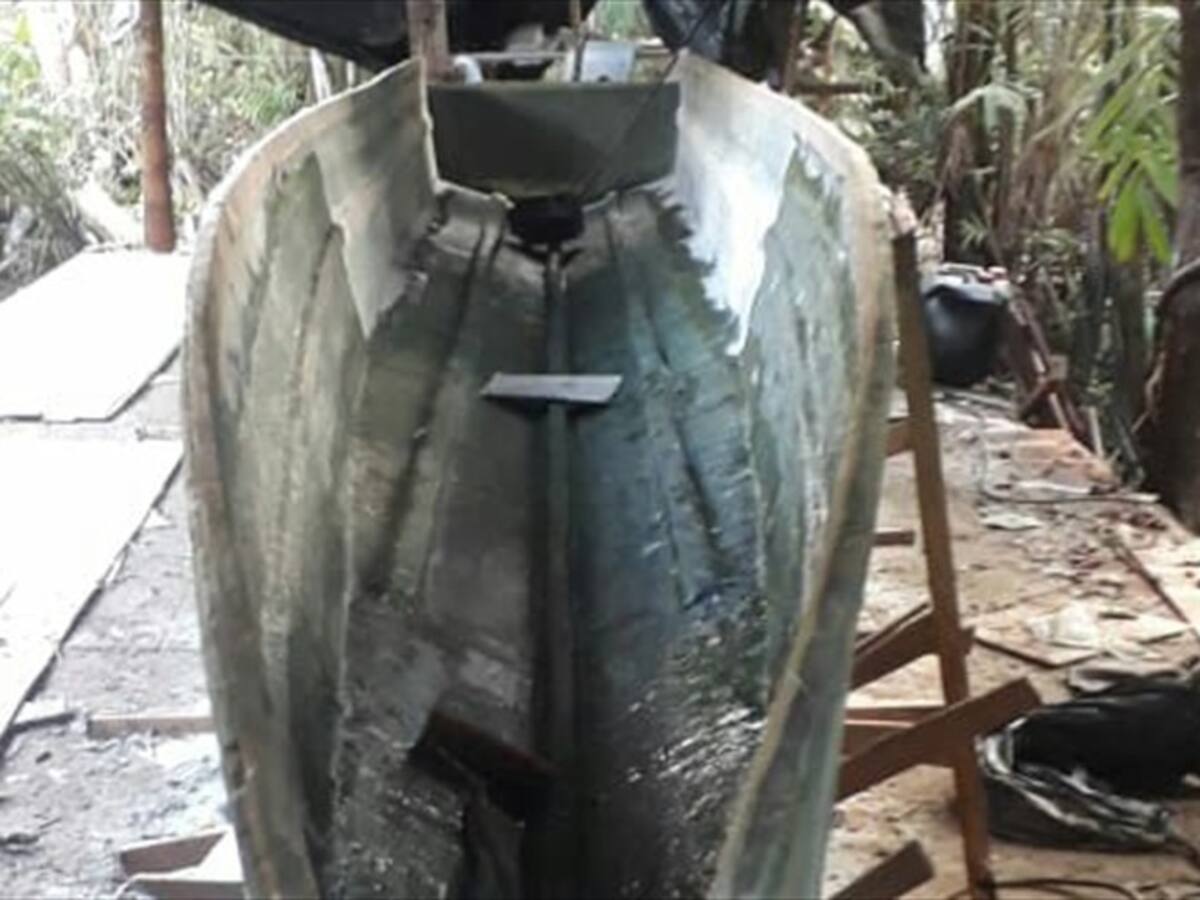 Decomisan semisumergible en construcción en Nariño