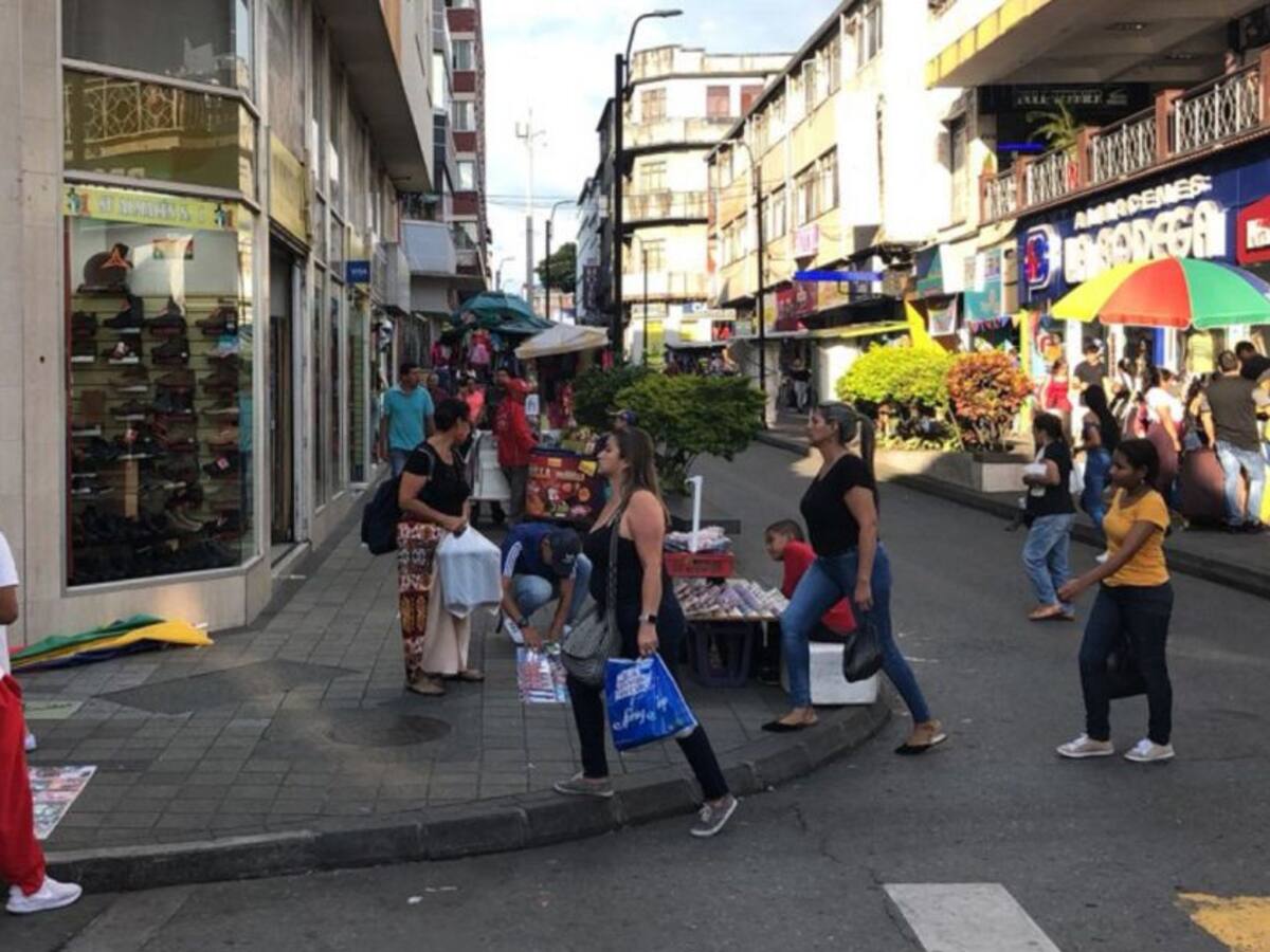 Centros comerciales y restaurantes, epicentro del Día del Padre en Quindío