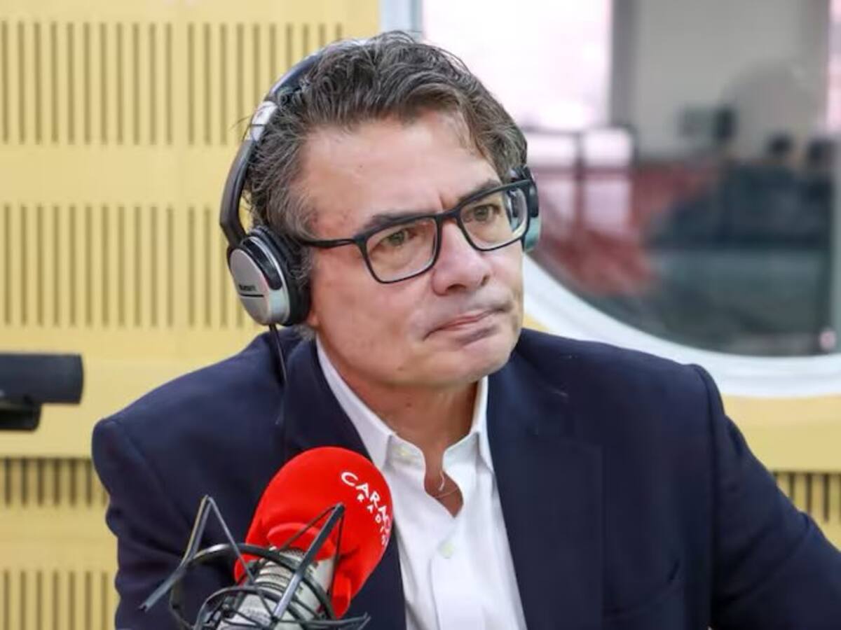 “El aumento de la UPC se fijó de manera caprichosa y como presión social”: Gaviria