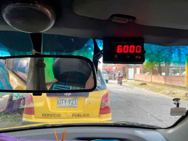 La Secretaría de Movilidad de Tunja supervisa la calibración de más de 1000 taxímetros tras el ajuste de tarifas,
