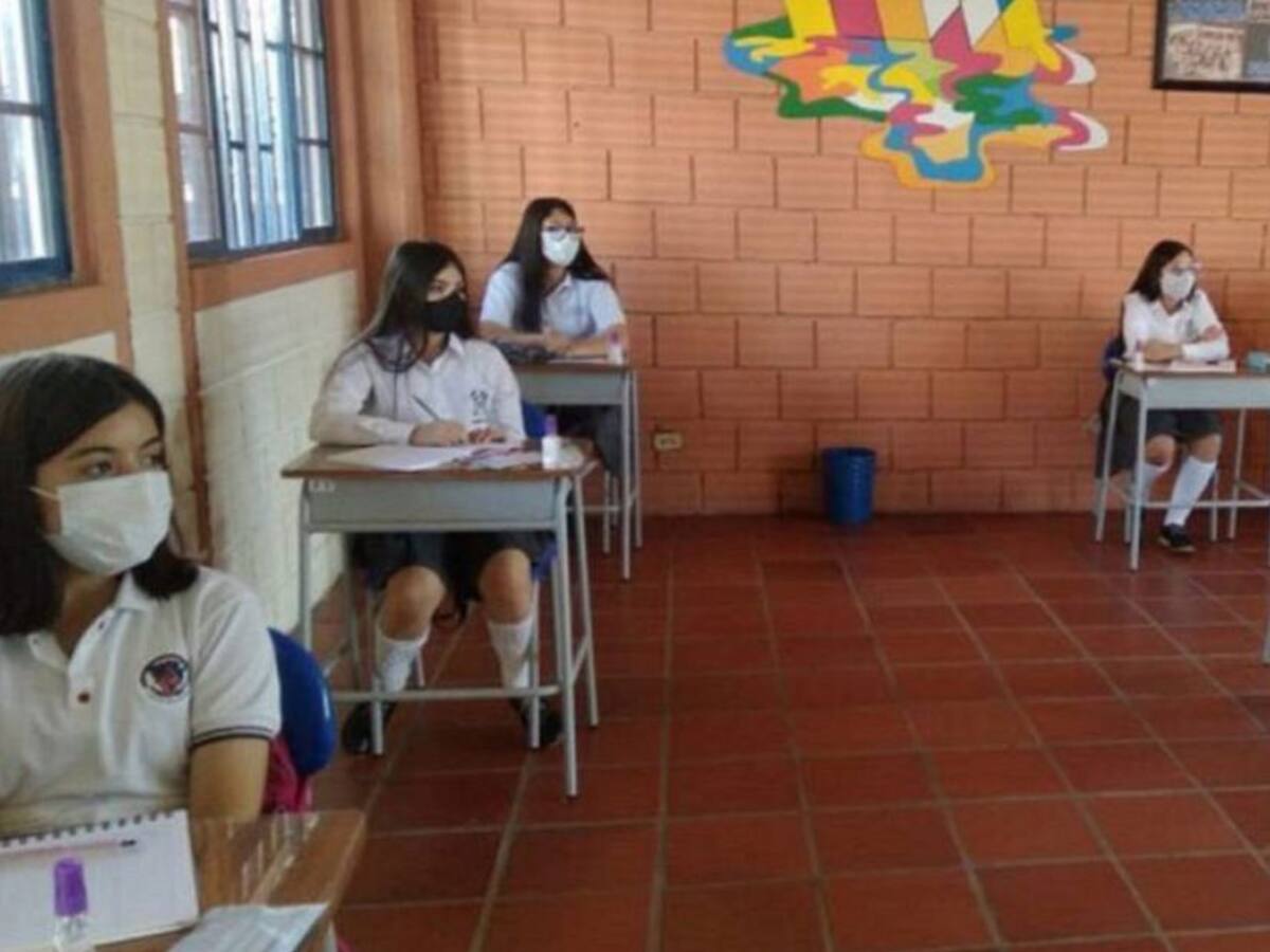 Autoridades advierten que faltan 5.000 niños por matricular en Armenia