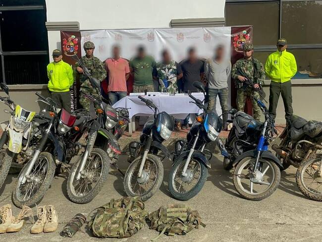 Ejército da duro golpe al Clan del Golfo y libera a tres personas secuestradas en Córdoba