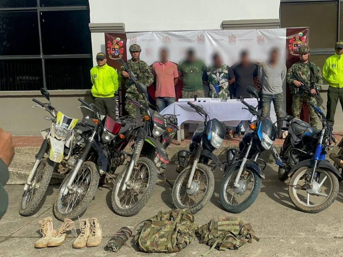 Ejército da duro golpe al Clan del Golfo y libera a tres personas secuestradas en Córdoba