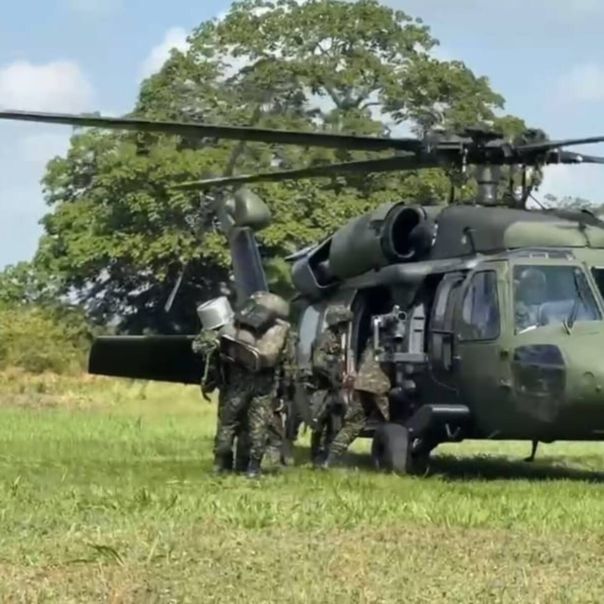 Misión humanitaria evacúa a nueve indígenas heridos en la Sierra Nevada de Santa Marta